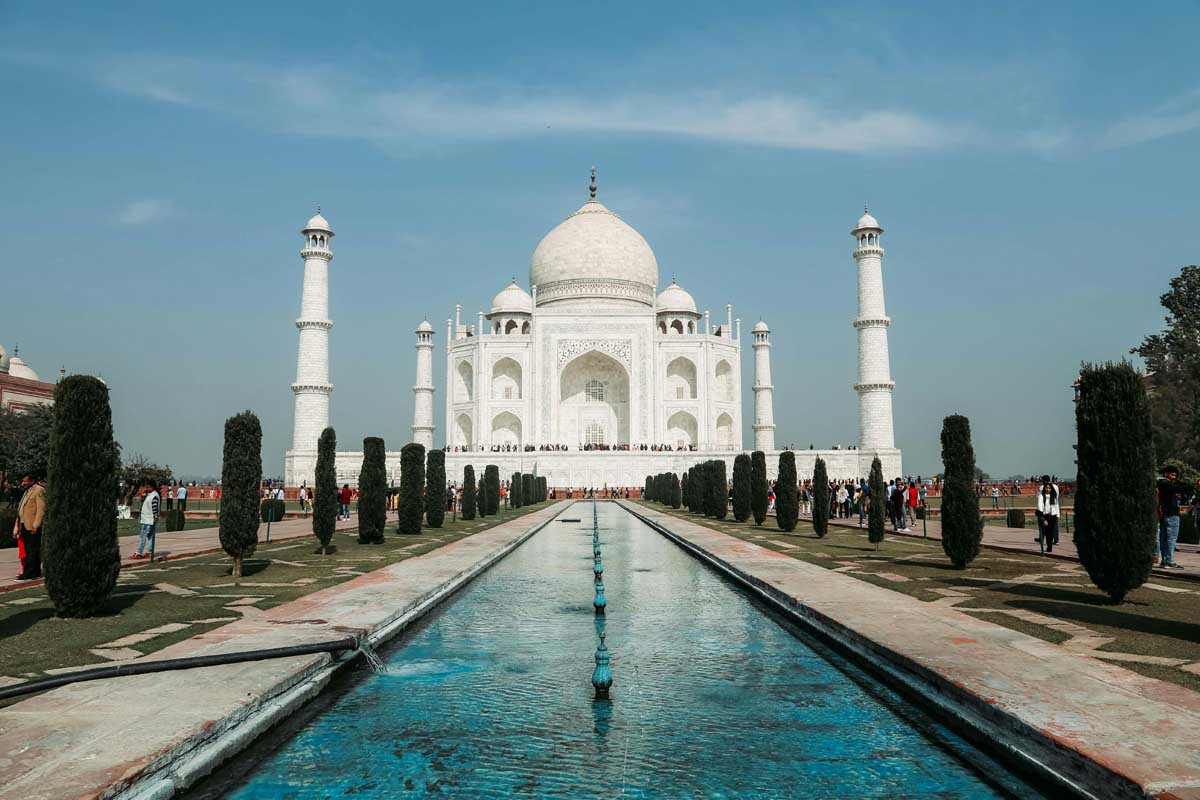 From Delhi: Taj Mahal and Agra Fort Tour Day Tour by Car