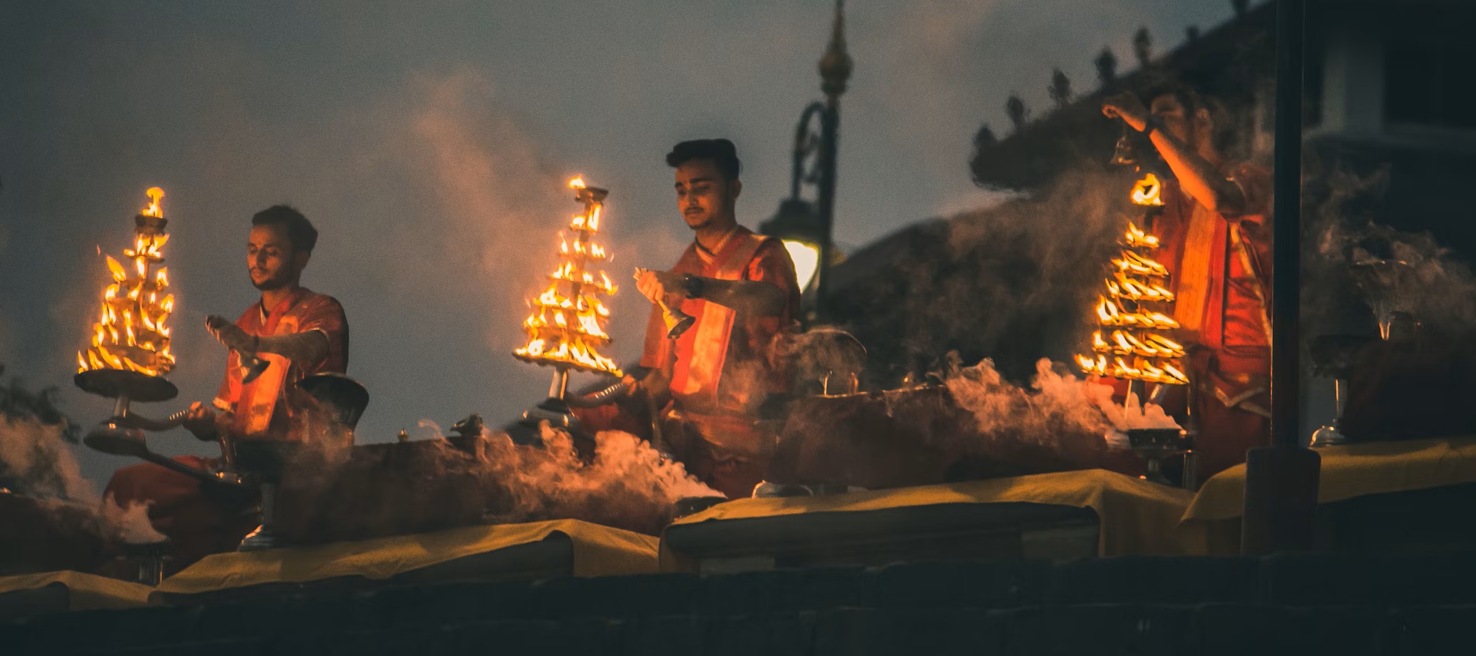 North India Tour Itinerary – Varanasi Ganga Aarti